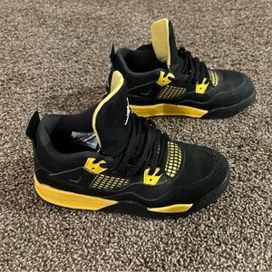 Jordan 4 retro thunder (ps)